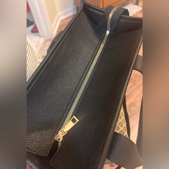 THE TOTE BAG VEGAN LEATHER BLACK - Picture 7 of 12